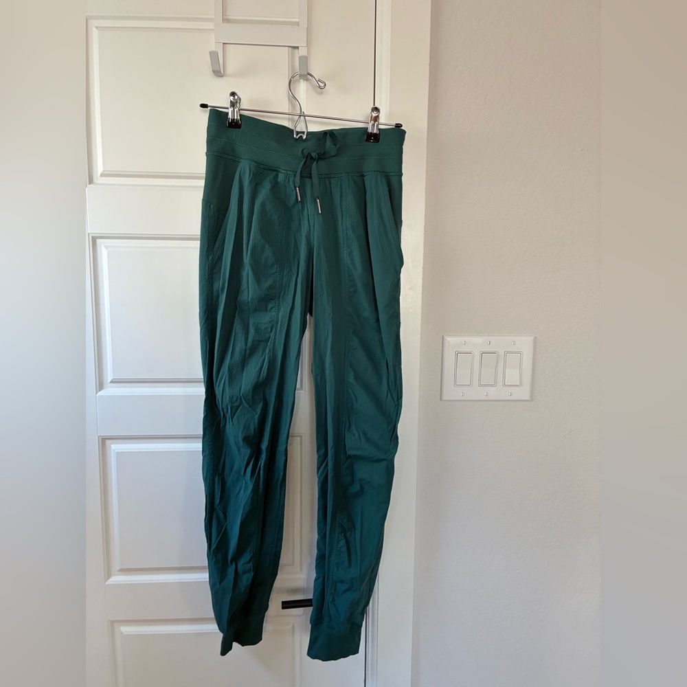 SOLD !!! lululemon athletica Forest Green Drawstring Joggers